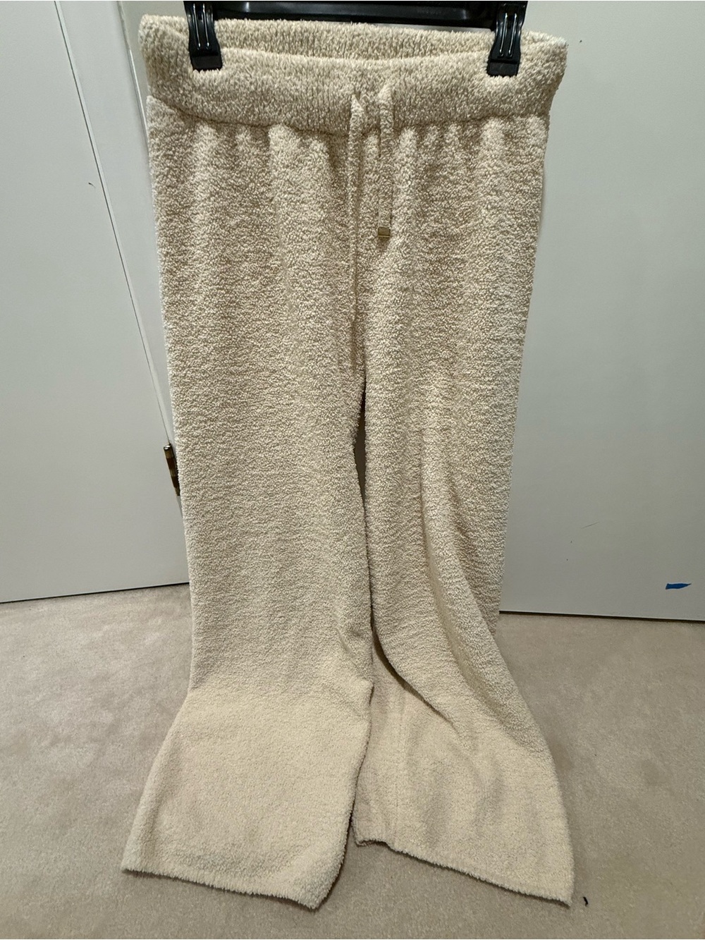 cupcakes & cashmere Women’s wide leg Cream Lounge Pants